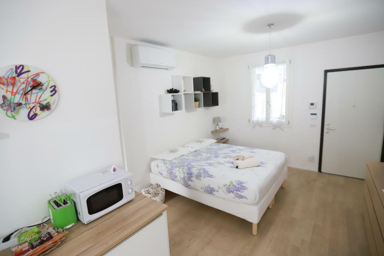 Laura'S Home - I Navigli Che Vorrei 米兰 外观 照片