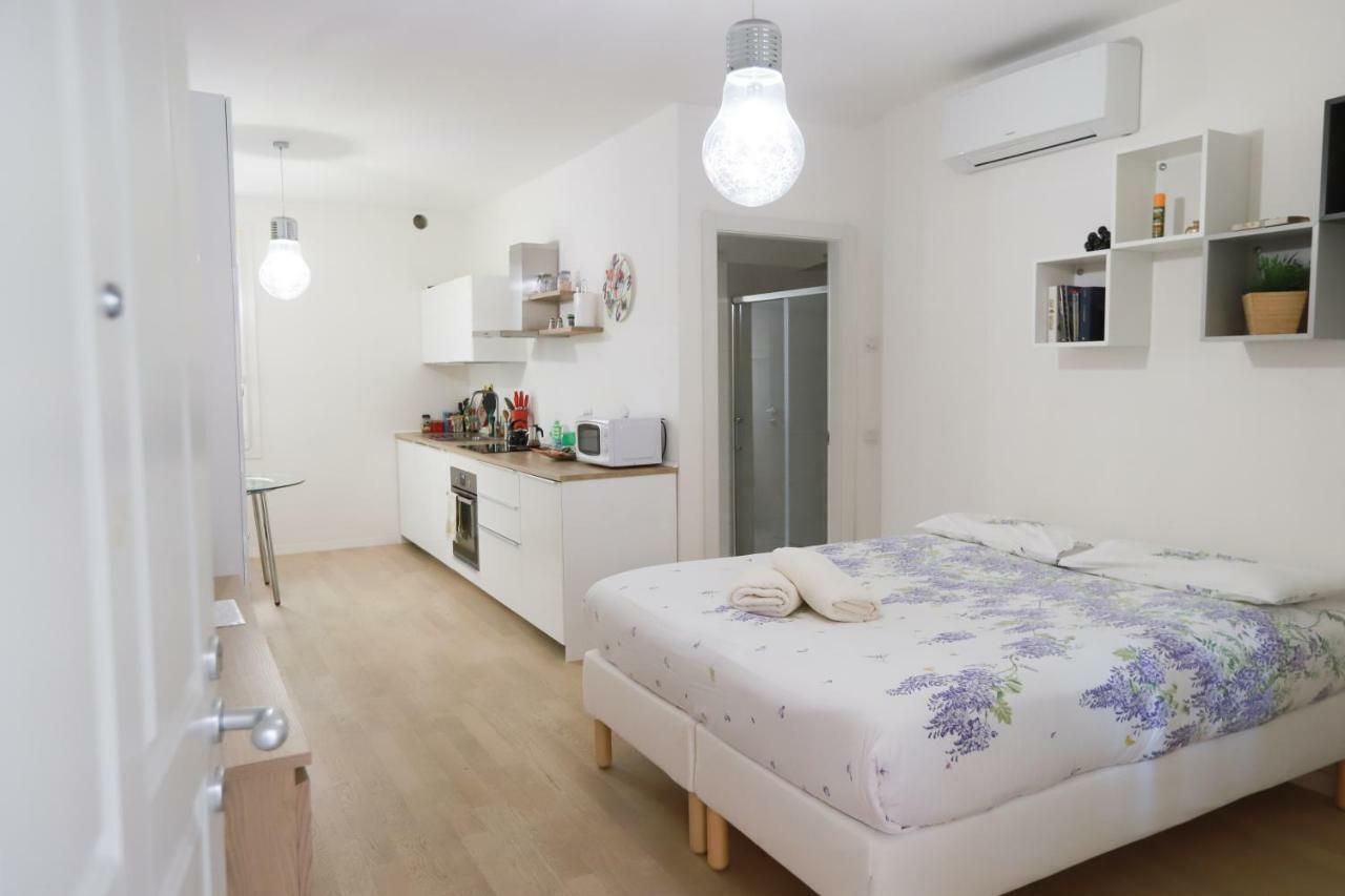 Laura'S Home - I Navigli Che Vorrei 米兰 外观 照片